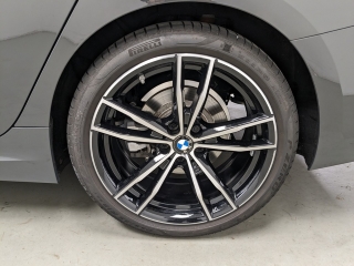 BMW 320 320
